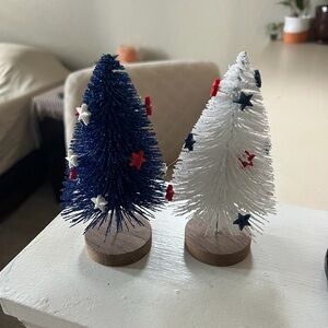 Patriotic Festive Decorative Trees
